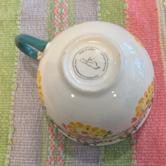 Anthropologie Cadiz Floral  Tea or Coffee Mug with Teal Handle and 3D Flower - Picture 7 of 13